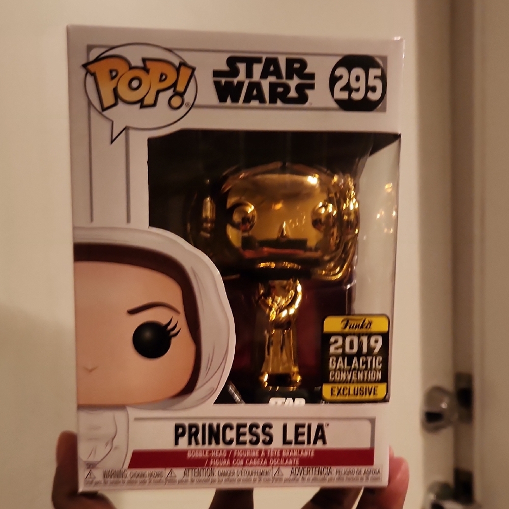 Funko Pop! Star Wars Princess Leia Exclusive Gold Edition #295